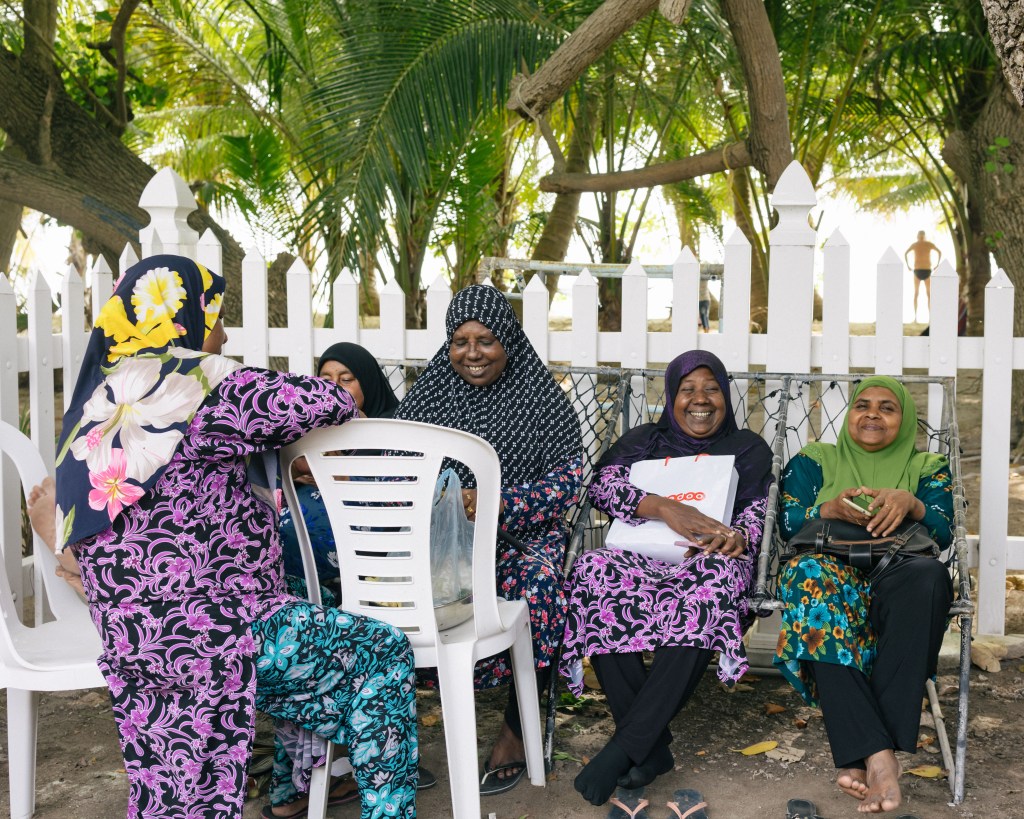 Maldivian women on the island of Ukulhas