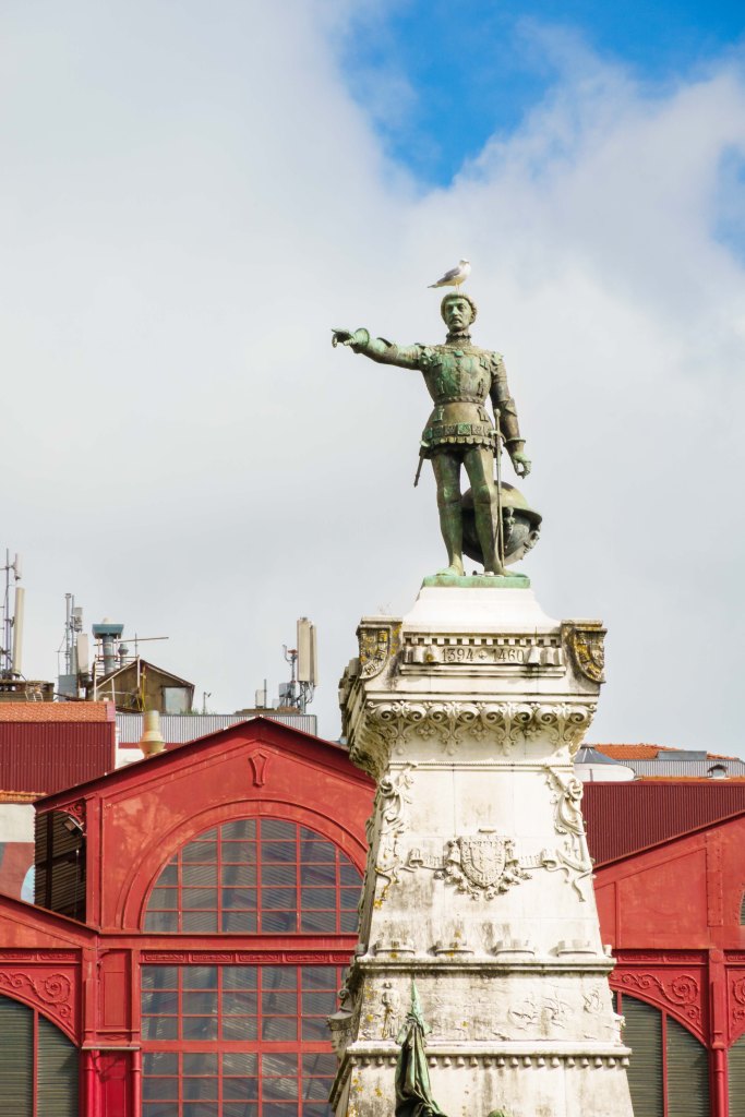Monumento ao Infante Dom Henrique, Porto, Portugal